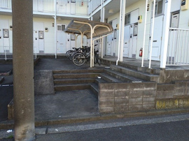 駐輪場　原付＆自転車のみ駐輪可能