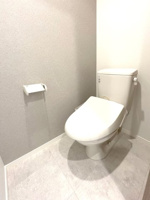 ゆったりとした空間のトイレです