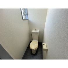 シンプルで使いやすいトイレです