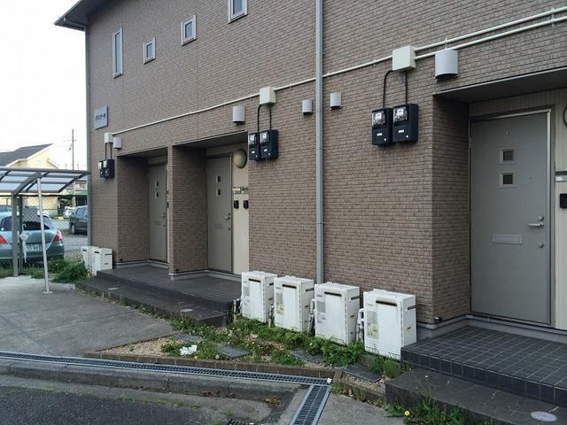 落ち着いた雰囲気の外観です