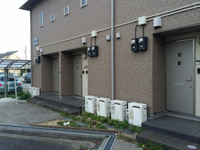 落ち着いた雰囲気の外観です