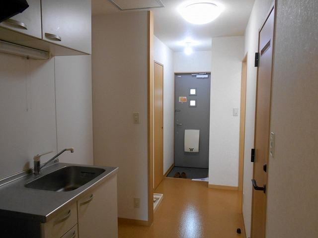 明るい色調の室内です