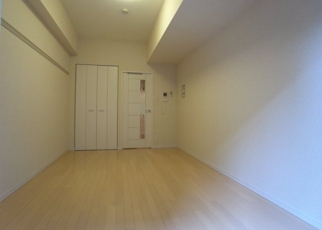 広々とした洋室です