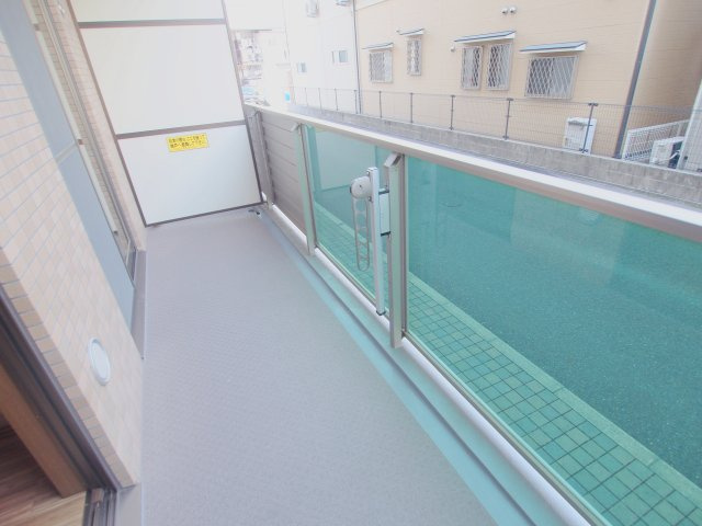 グランパレ府中のバルコニー