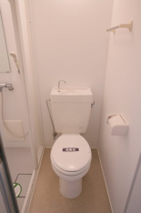 ゆったりとした空間のトイレです