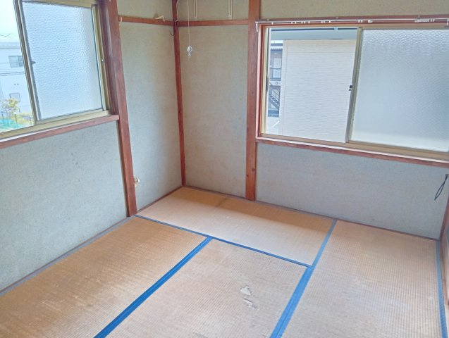 売中古戸建　富士市厚原の和室|木の温もりや畳の風合いが日常の喧騒を忘れさせる癒しの空間を提供してくれます。