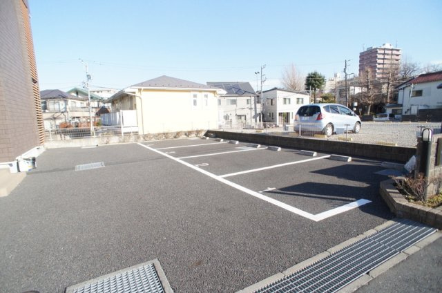 リブリ・コンソラトゥールの駐車場|駐車場です