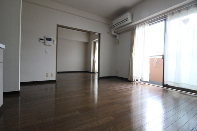 グレイス錦糸町の内装|明るい室内です