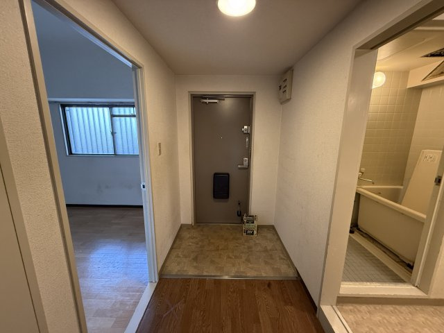 ハイム矢納の玄関