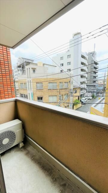 アトーレ西川口のバルコニー