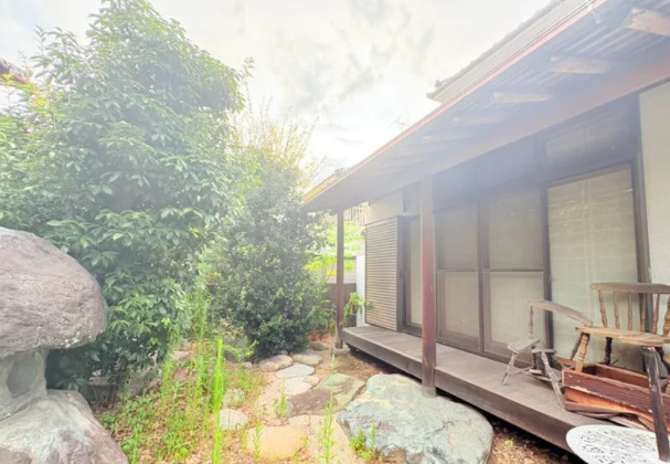 ☆選べる家具プレゼント☆西石井2丁目　５DK　中古戸建の庭