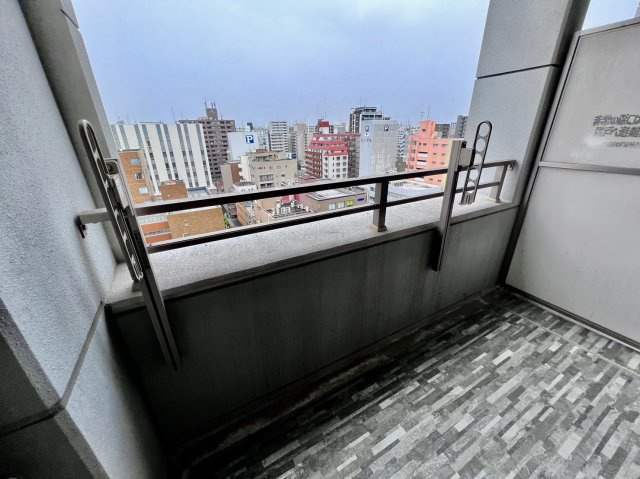 福岡市博多区神屋町の賃貸マンションのバルコニー