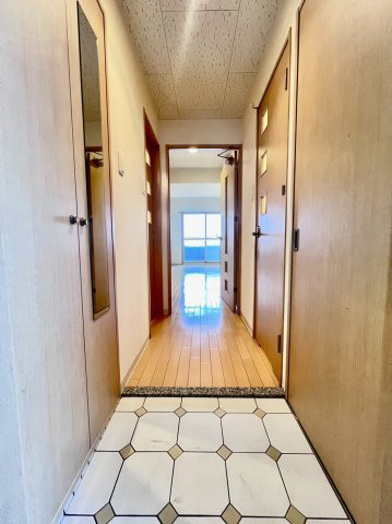福岡市博多区神屋町の賃貸マンションの玄関