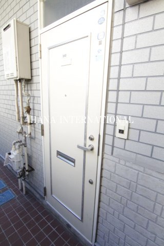 ニュー今川Aの玄関
