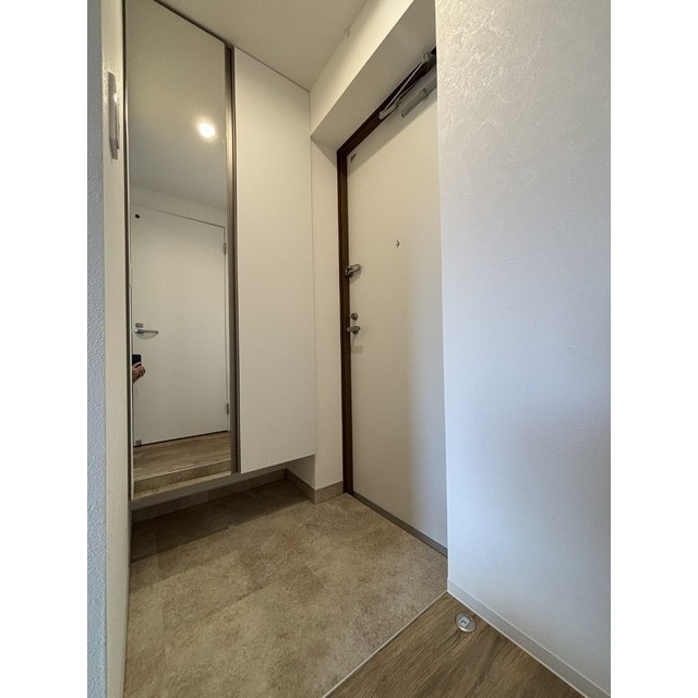 藤沢市石川5丁目アパートの玄関|ゆったりとした玄関です