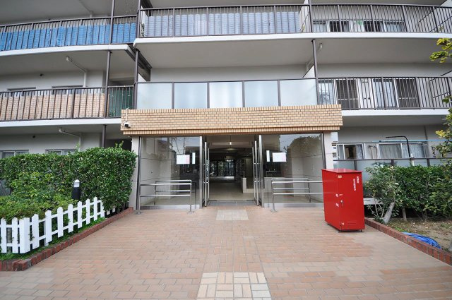 岸和田コーポラス弐号棟|エントランス