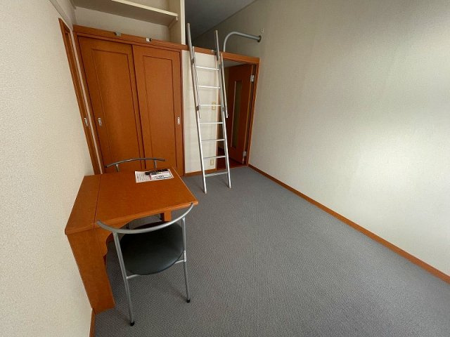 レオパレスＥＮＺＯの居間・リビング