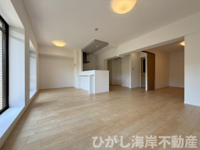 コスモ茅ヶ崎プレシオのダイニング|新規リフォーム完了！　20.1帖　LDK