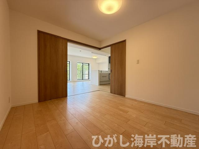 コスモ茅ヶ崎プレシオの内装|新規リフォーム完了！　6帖　洋室