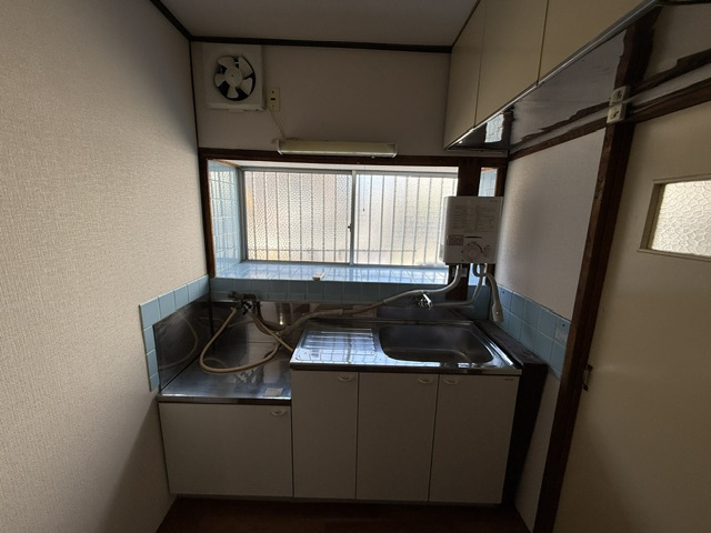 豊中市上野西貸家のキッチン