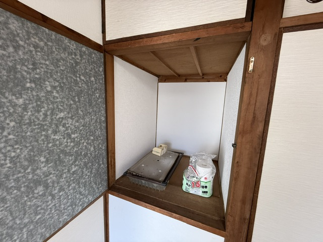 豊中市上野西貸家の収納