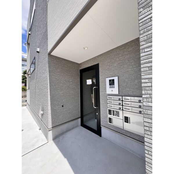 Katze本笠寺(カッツェモトカサデラ)　名古屋市賃貸　仲介手数料無料のエントランス