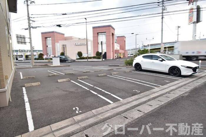 ルクランの駐車場|駐車場