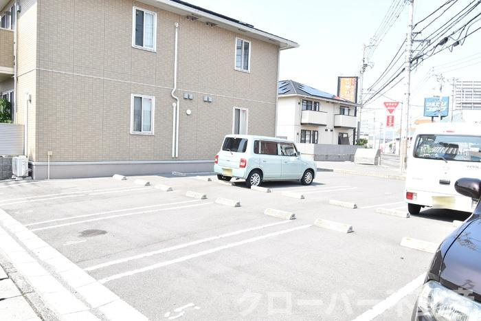 ルクランの駐車場|駐車場