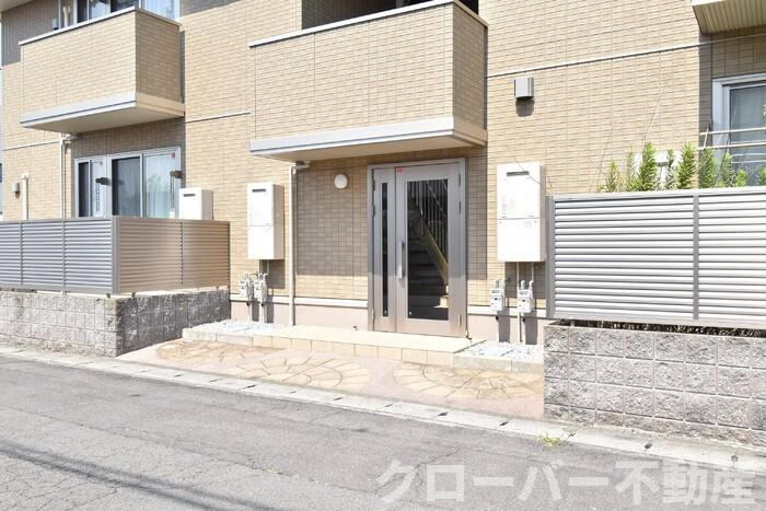 ルクランのエントランス|エントランス