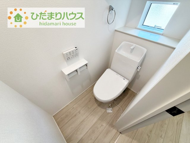 【トイレ】 | 取手市井野第1期　新築戸建　1号棟 | トイレは1F、2F共に完備！取り合いになることがありませんね(^^)/