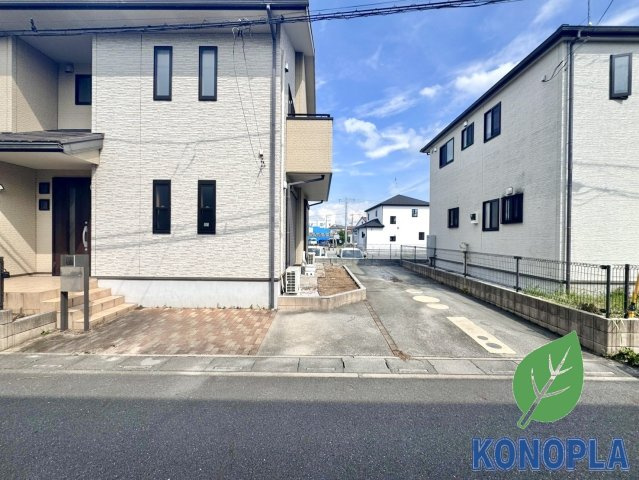 【中古戸建】熊谷市上之の外観|■外観｜特徴のある住まいと美しい街並み、そして住みやすい環境を、ぜひ現地でご覧になりませんか。お気軽にお問合せください(^^) 