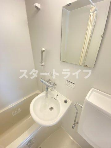 大阪市東淀川区淡路４丁目の賃貸マンションの洗面所