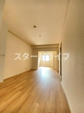 大阪市東淀川区淡路４丁目の賃貸マンションの寝室