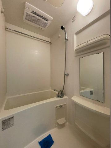 プレサンス泉セントマーク　名古屋市賃貸　仲介手数料無料の浴室|同物件別部屋