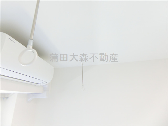 TASUKI RICHESSE KAMATAタスキリシェスシンカマタの設備|エアコン　取り外し可能な室内物干し金具！