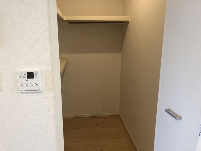 フラワー　ヒルズの収納