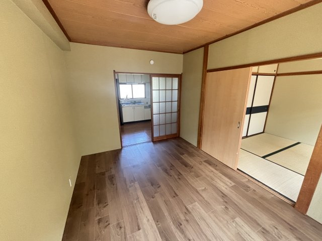 山田カンプレックスの内装