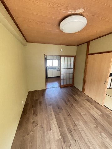山田カンプレックスの内装