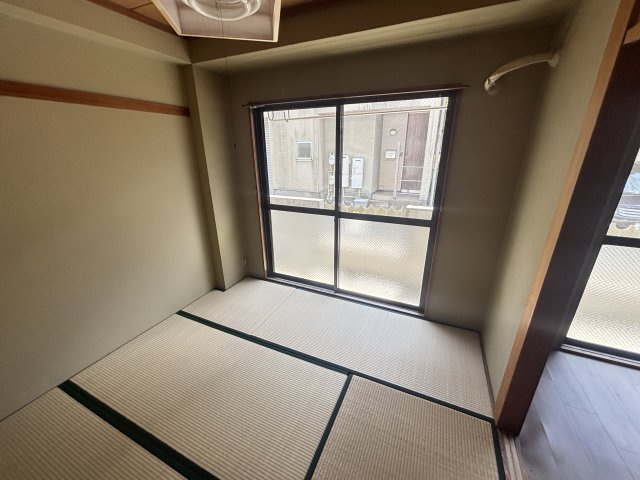 山田カンプレックスの内装