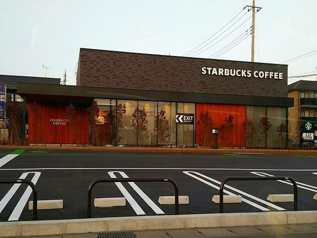 ル・ジャルダン・アムール　Ⅱの周辺|スターバックスコーヒー鶴田店まで2000m