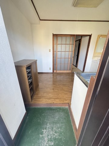 山田カンプレックスの玄関