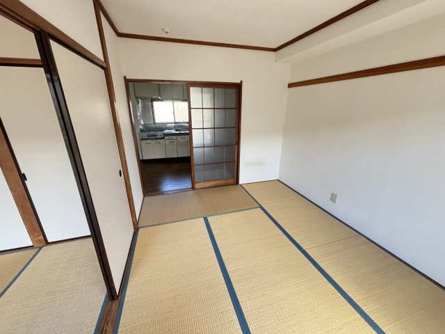 山田カンプレックスの内装