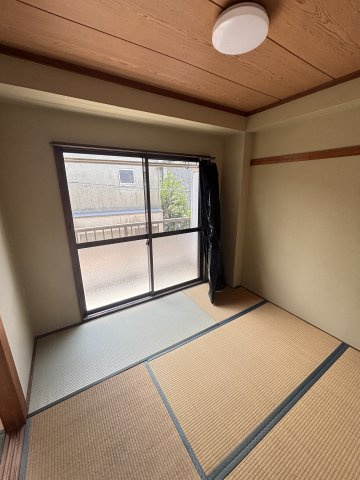 山田カンプレックスの内装