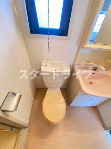 大阪市淀川区西三国１丁目の賃貸マンションのトイレ
