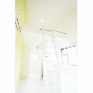 【居間・リビング】 | サークルハウス江古田弐番館 | 洋室のお部屋です。