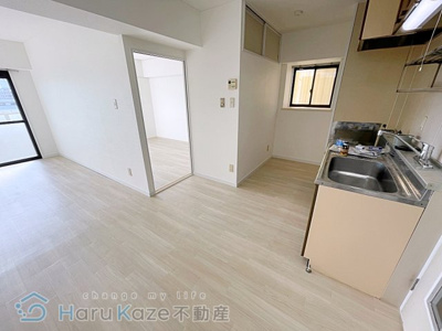 【居間・リビング】 | グランドメゾンUN【名古屋市賃貸・オートロック】