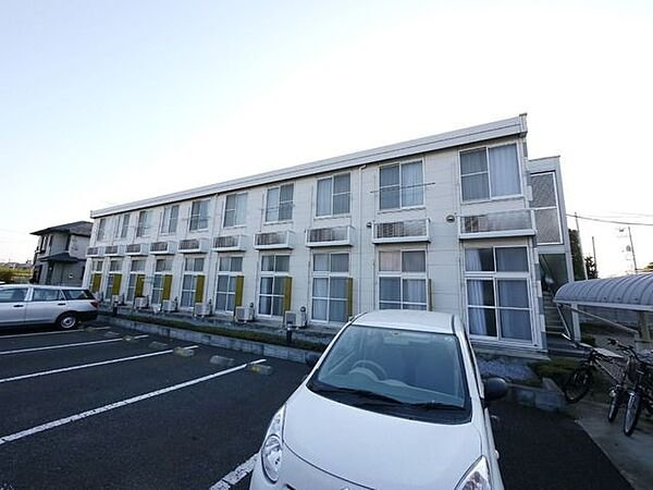 レオパレスサンⅡの外観