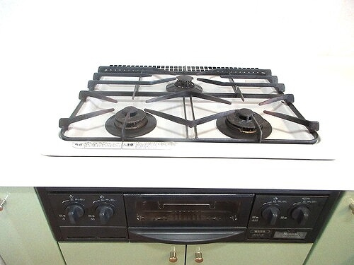 サーパス住吉の設備|コンロ、グリル　内装後　※前回募集時2024年08月の写真