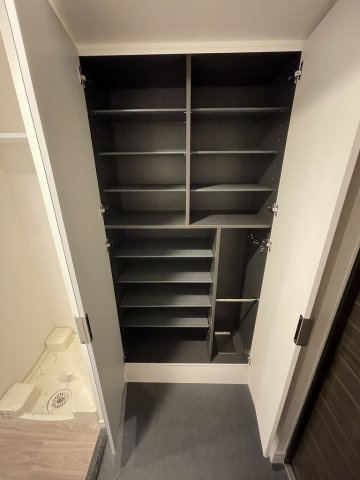 【収納】プレサンスTHE久屋大通レジェンド