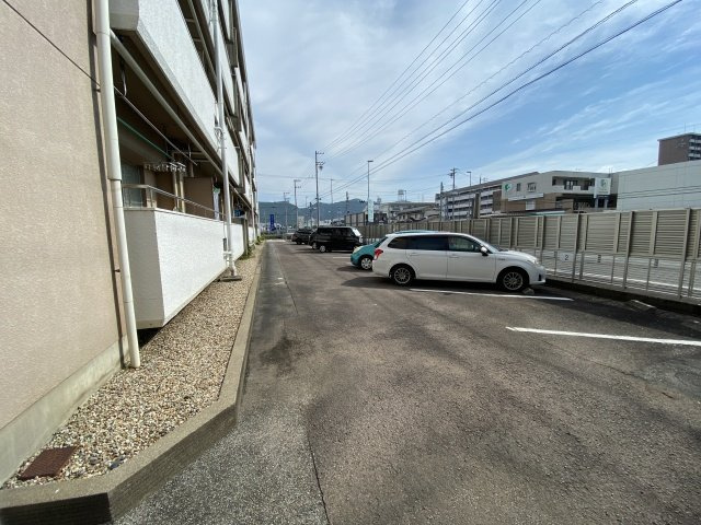 U・TOPIA43 Aの駐車場